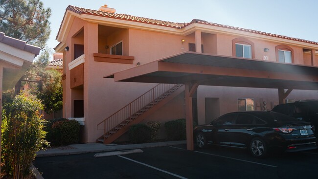 Charming 2bd 2bth Condo - Charming 2bd 2bth Condo