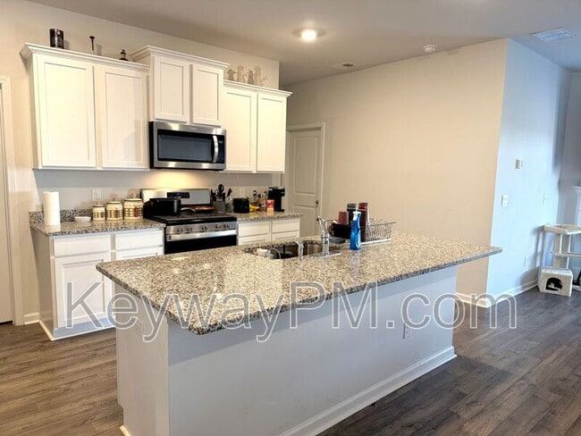 Photo - 6143 Whitewater Dr