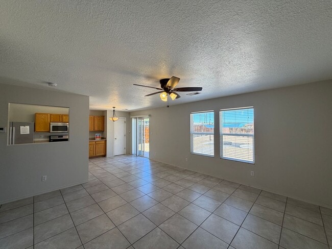 Photo - 3 Bedroom Home Near Unser Blvd NW & Ladera Dr NW!