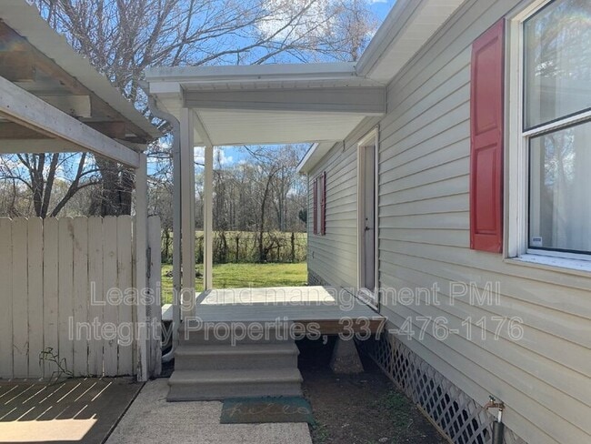 Photo - 108 Welch Rd