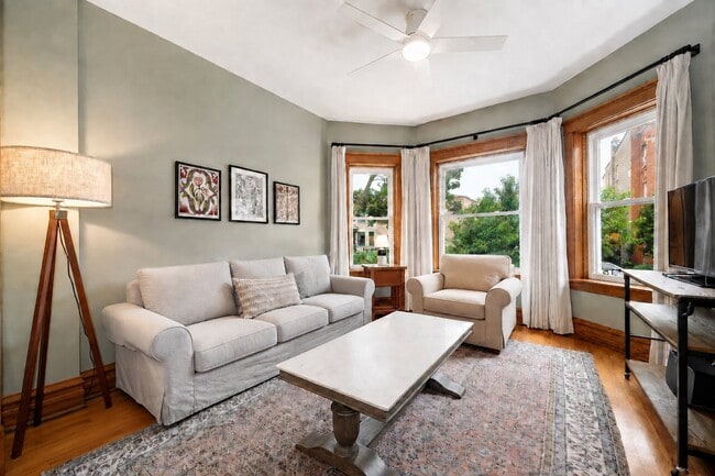 Photo - 1633 W Olive Ave Unit 1