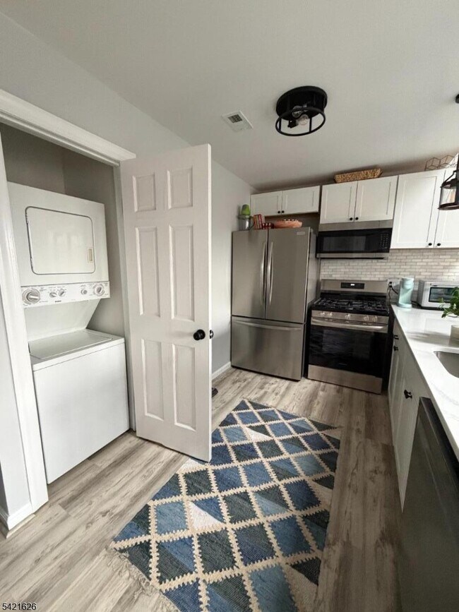 Photo - 6 Steamboat Dr