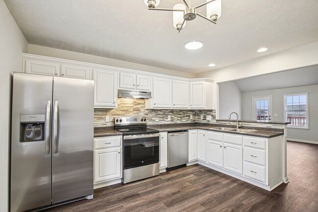 Photo - 205 Christine Dr