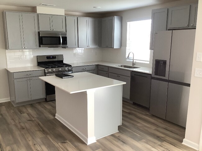 Photo - 132 Plumtree Ct