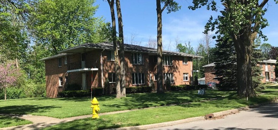Photo - 170 Denrose Dr