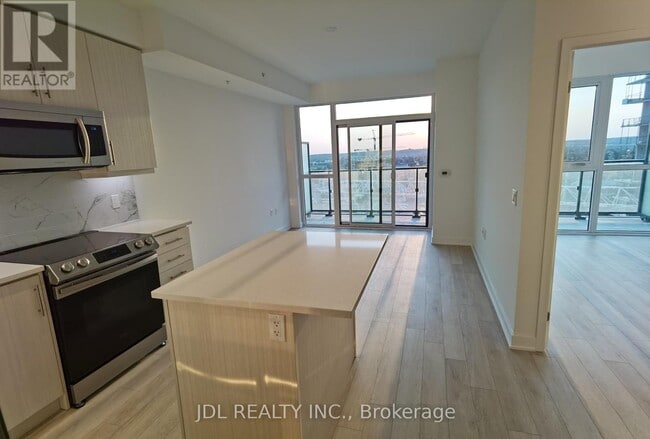 Photo - 75 Oneida Crescent Unit 1510