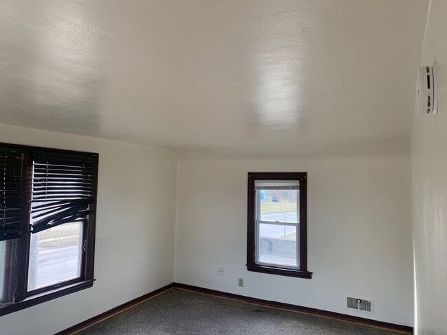 Photo - 92 Upton Ave