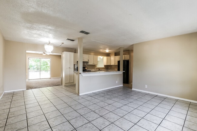 Photo - 7219 Westport Way
