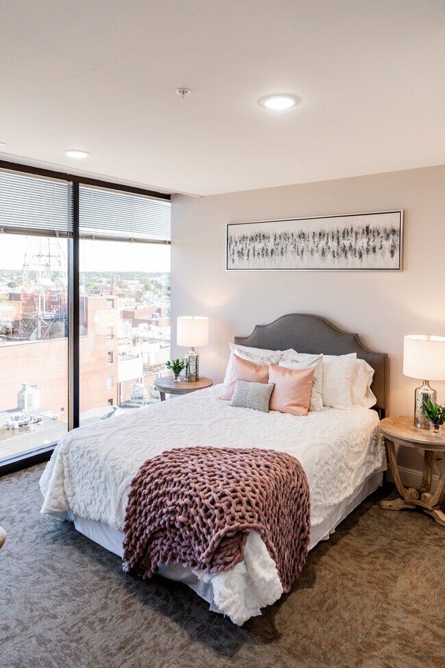 250 KING Apartments