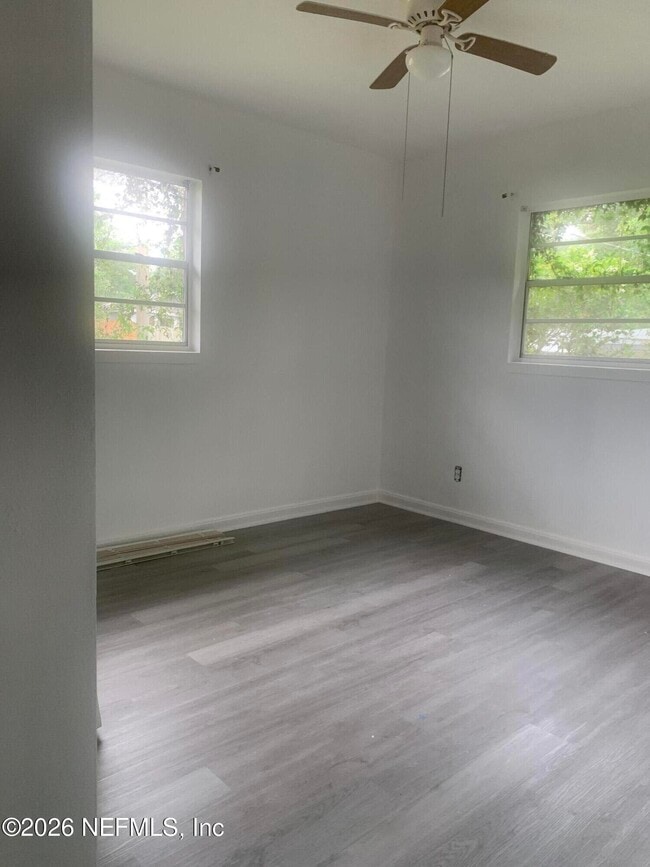 Photo - 7042 Camelot Rd