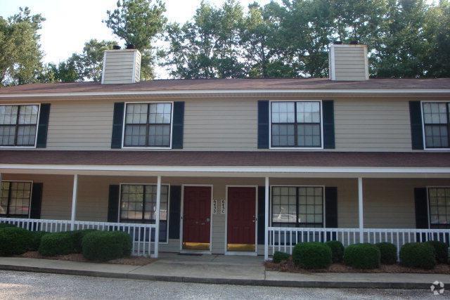 Building Photo - 640 Archdale Dr Rental