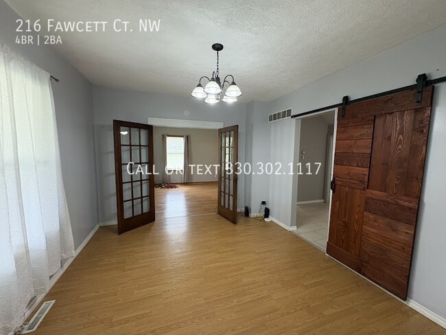Photo - 216 Fawcett Ct NW House