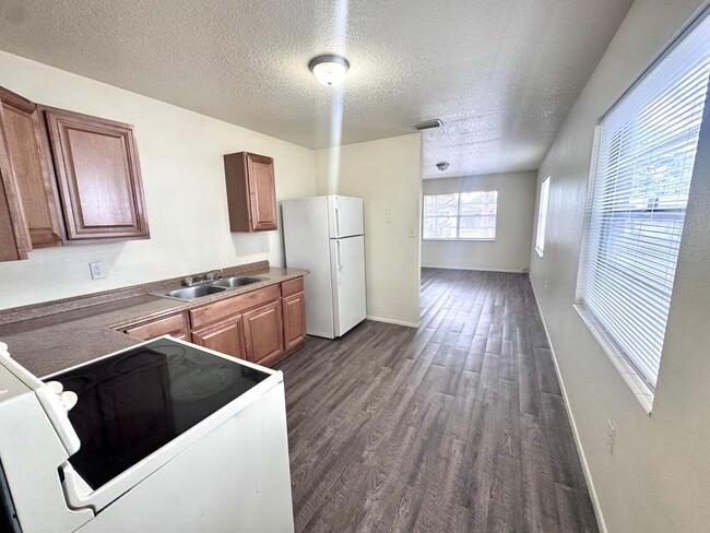 Photo - 4906 18th St W Unit B