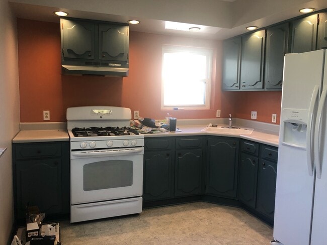 KITCHEN - 1827 Wharton St Unit #1 First FLoor