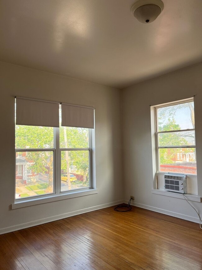 Photo - 307 Herkimer St Unit 2