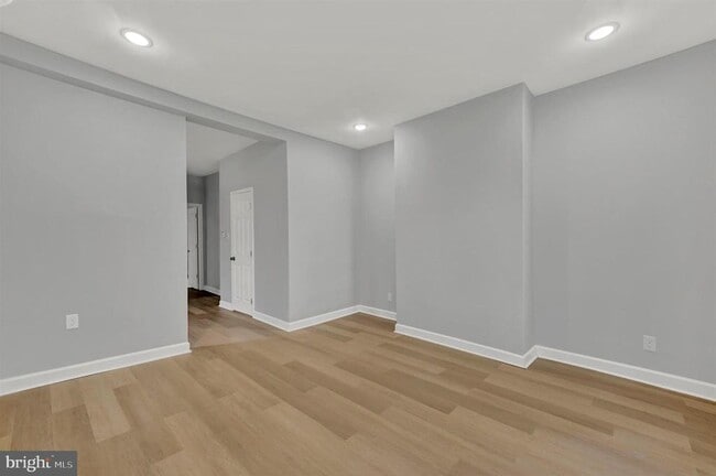618 Chestnut Hill Ave Unidad 1B