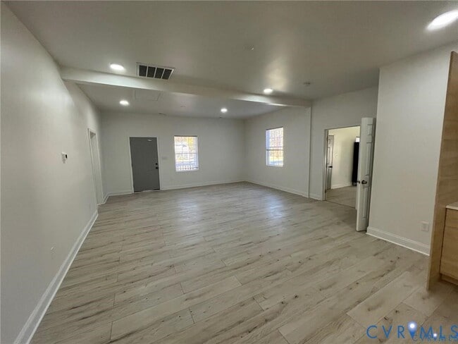 Photo - 10351 Greenwood Rd