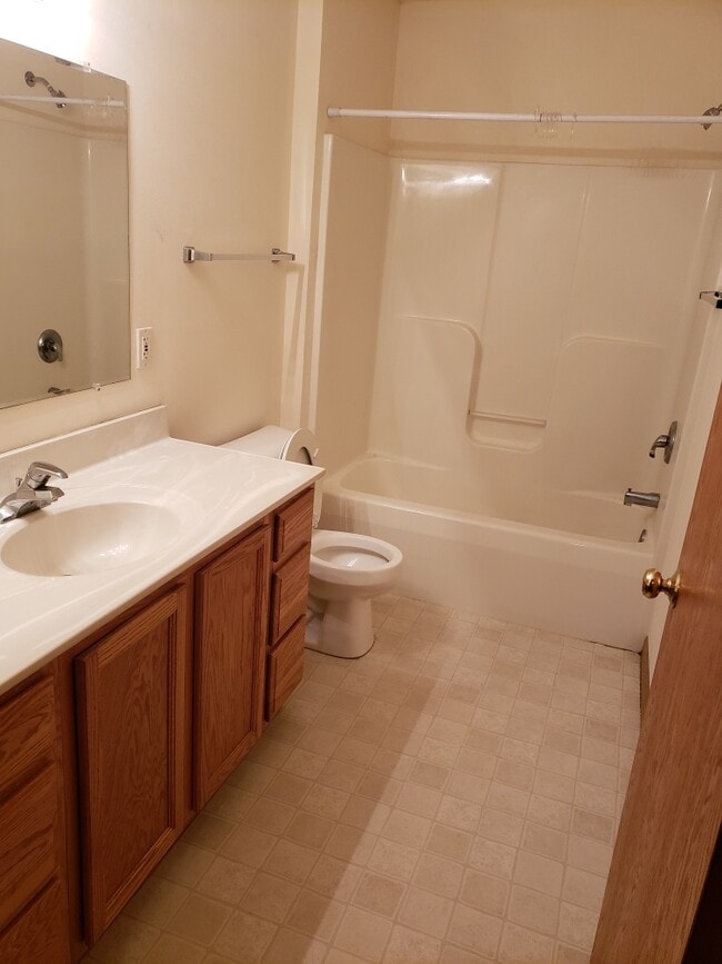 Photo - 3006 Selkirk Dr