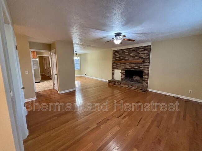 Photo - 1113 Highview Ave