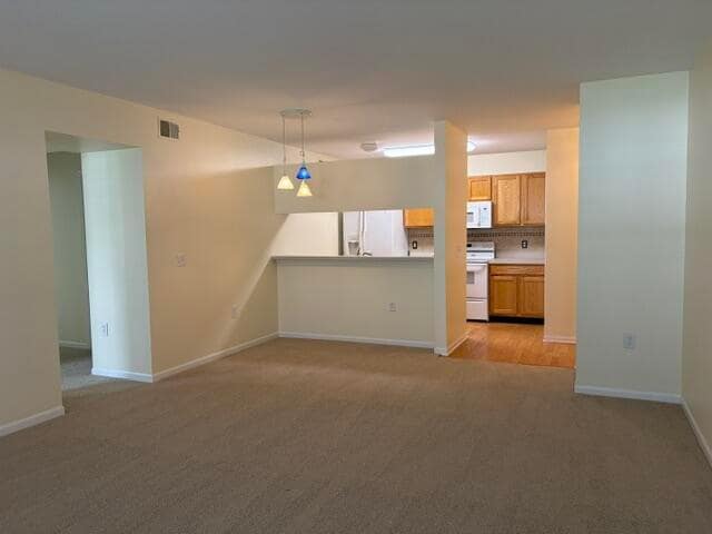 Photo - 2736 S Knightsbridge Cir