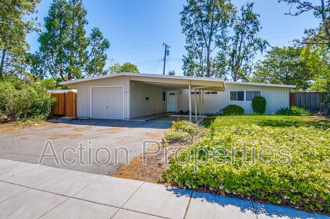 Building Photo - 3974 Duncan Pl