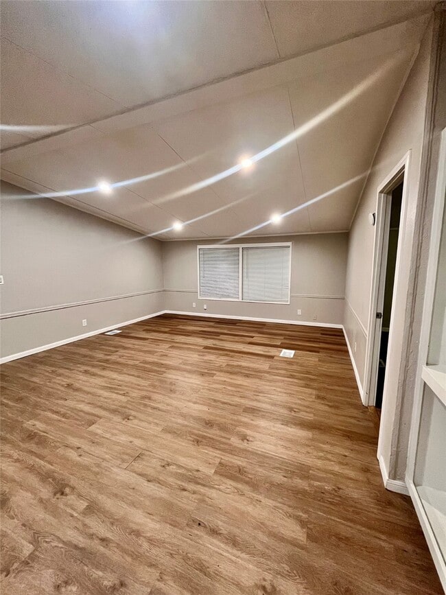 Photo - 26950 Hondo Cir