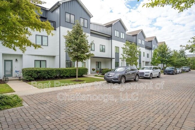 Photo - 3111 St Elmo Ave