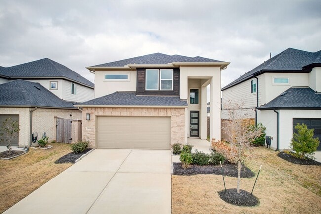 Building Photo - 21818 Fitzroy Mnr Ln