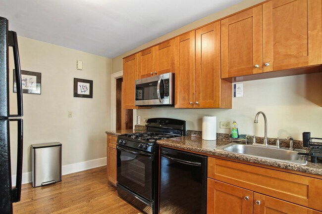 1402 N Jackson St Unit 1