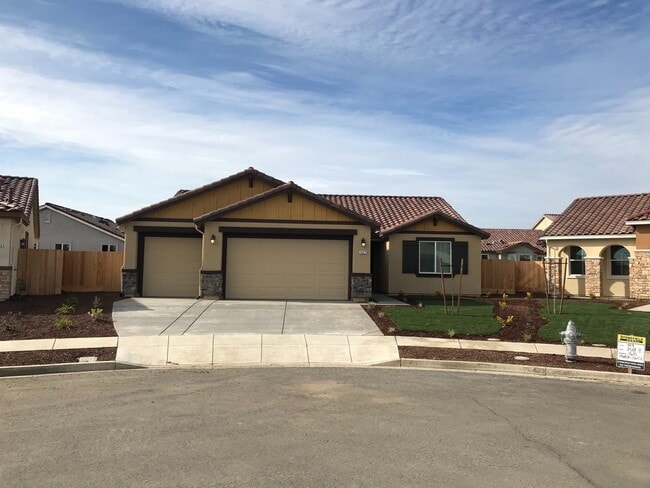 Photo - 1627 Marsh Ct
