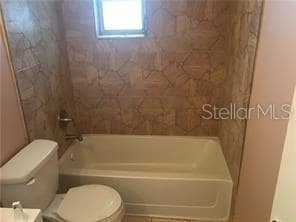 Photo - 5924 Pine St