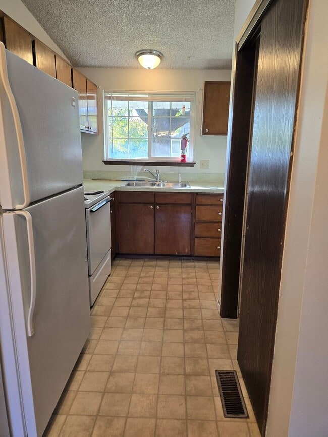 Photo - Eastland Duplex Unidad 418