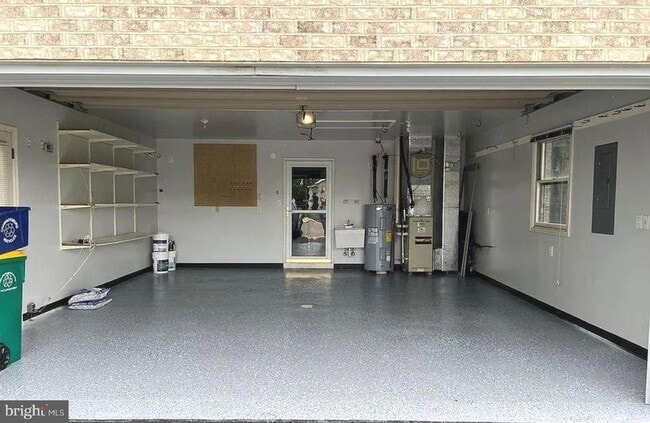 Photo - 364 Phoenix Dr