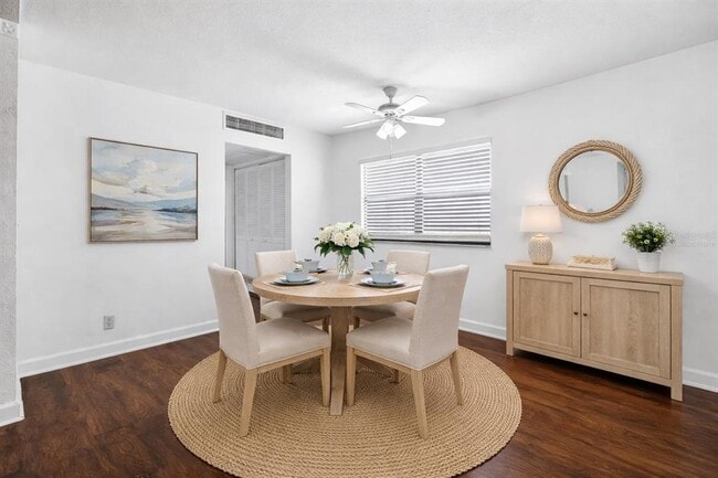 Photo - 1801 Bedford Ln Unit 27