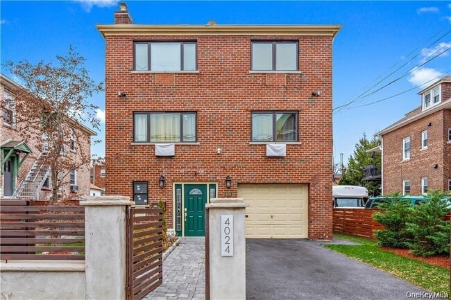 Building Photo - 4024 Monticello Ave Unit 1