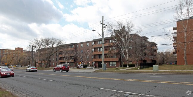 Photo - Danforth Apartments