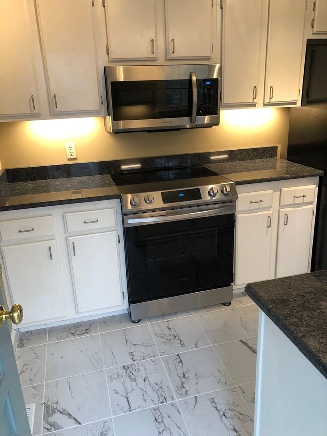 Photo - **RECENT $60,000+ RENOVATION ON THIS 4-BED, 3-BATH HOME IN PRIME WHITEBRIDGE NEIGHBORHOOD**