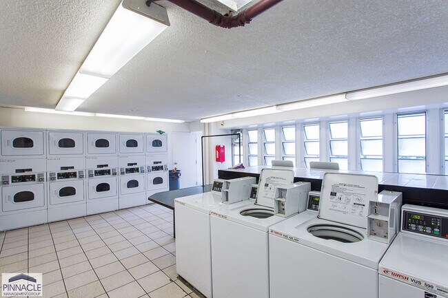 Photo - 2465 Kuhio Ave. Unit 918