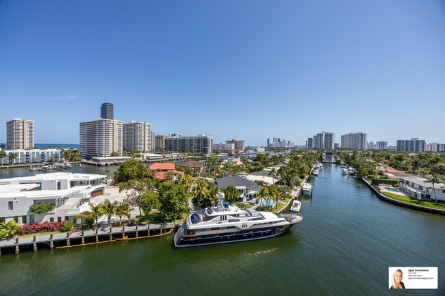 Building Photo - 137 Golden Isles Dr Unit 807