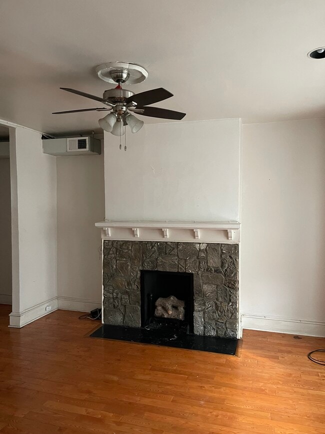 Photo - 4839 Walnut St Unit 2