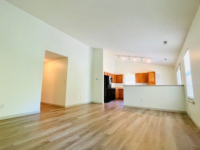 Photo - Great 3 Bed 2 Bath House with Garage!!