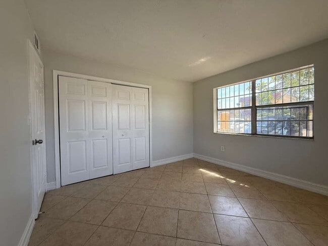 Photo - 516 NW 179th St