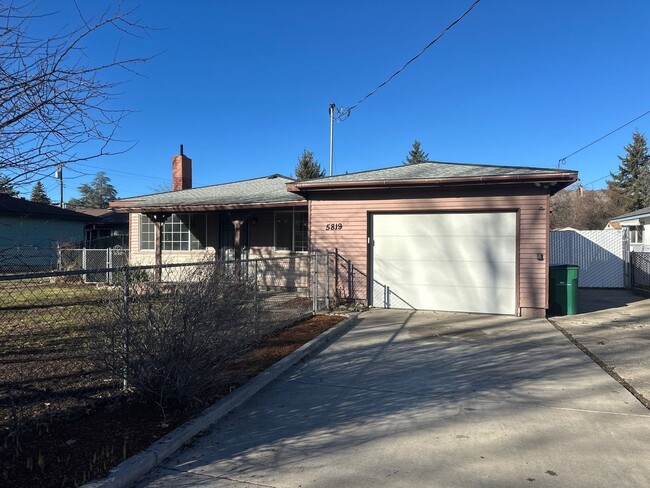 Building Photo - 5819 Winter Ave