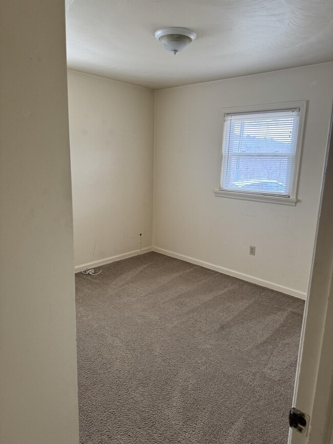Photo - 2816 Idlewild Blvd NE