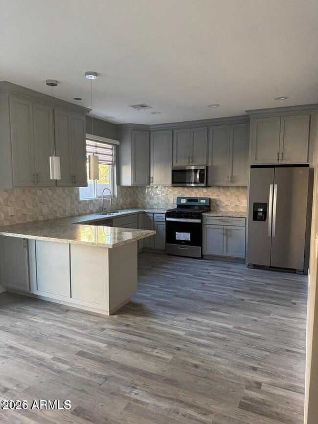 Photo - 1406 E Cinnabar Ave