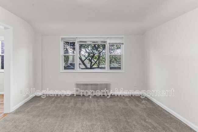 Photo - 1404 12th St N