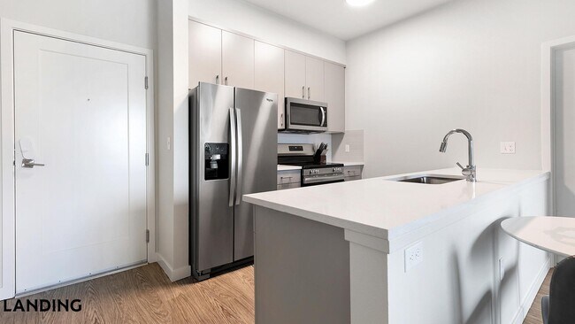 3158 SW 12th Ave Unit A506