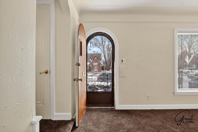 Photo - $1350 3 bedrooms