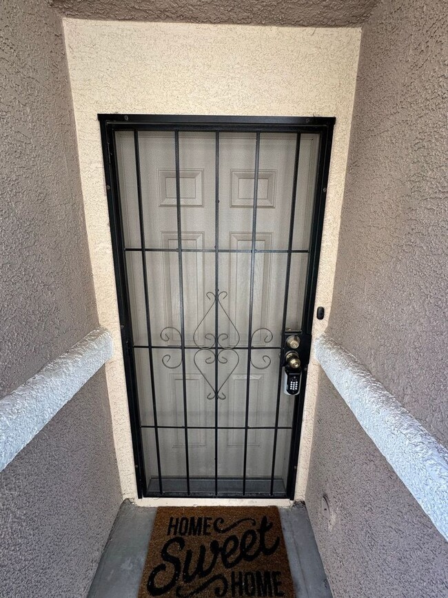 Photo - Beautiful 3-Bedroom Townhome in Gated Henderson Community!