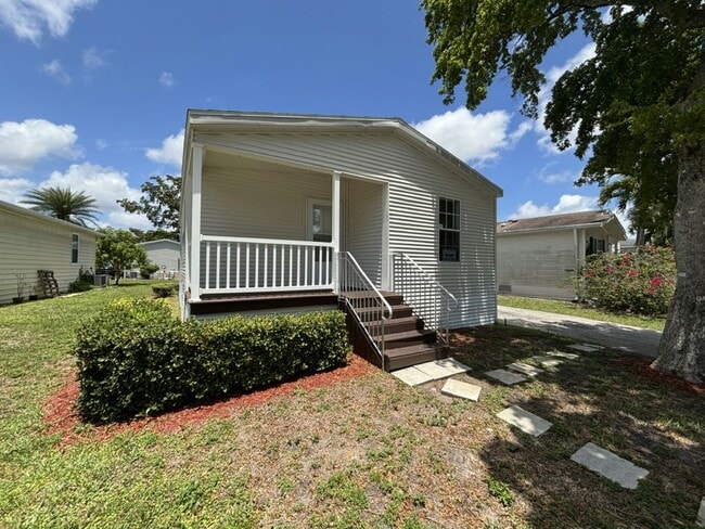 Photo - 6305 Colonial Dr Casa